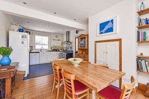 Kichen/Dining- click for photo gallery